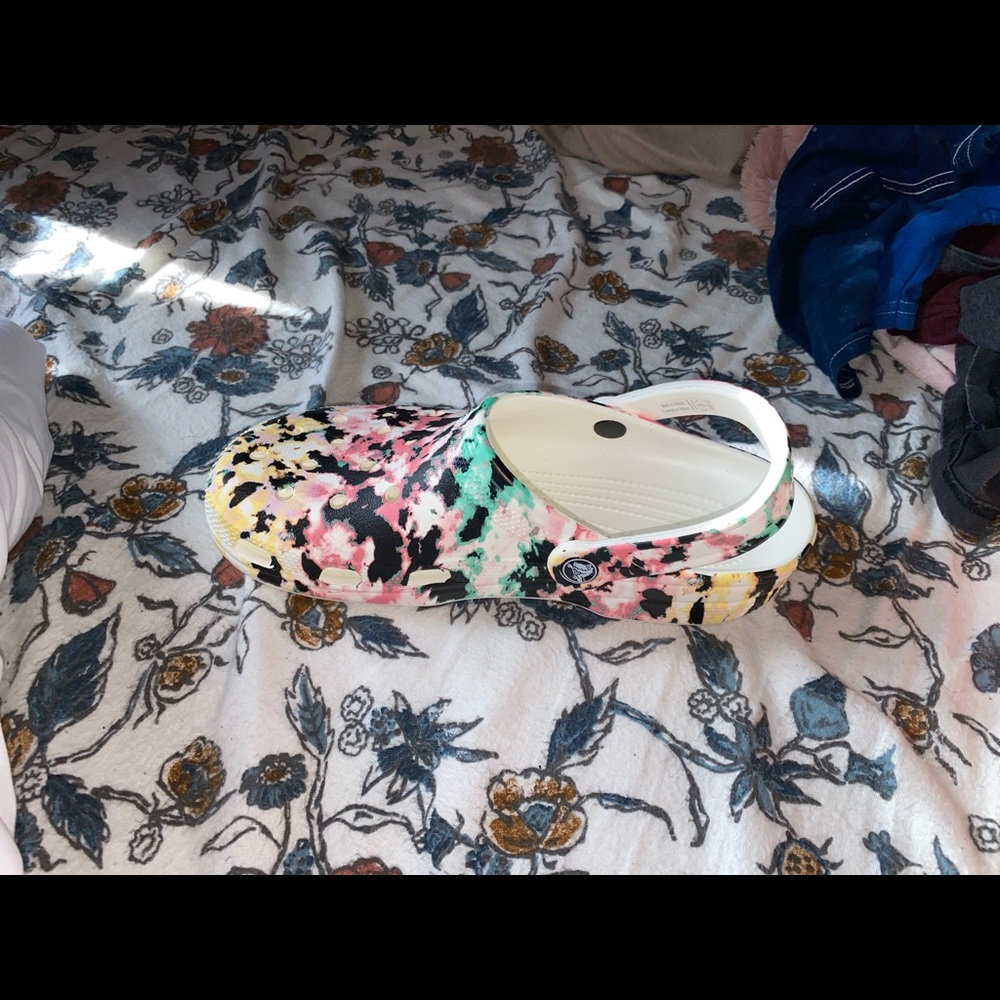 crocs women’s